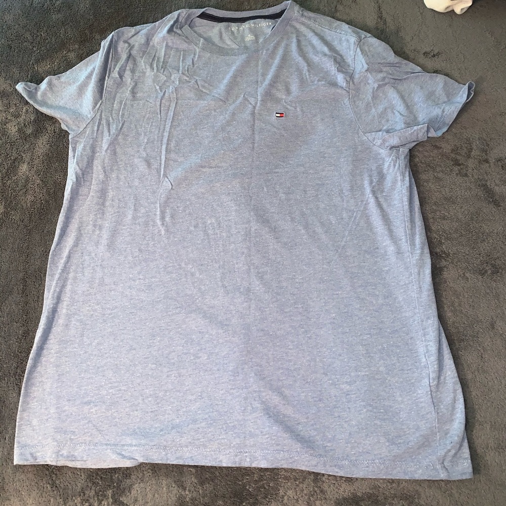 Tommy Hilfiger t shirt